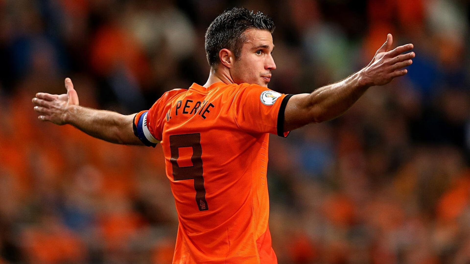 开云体育官网-4球9助攻！19岁荷兰新带刀后卫荷甲横空出世，5大欧洲豪门疯抢，最强荷兰后卫